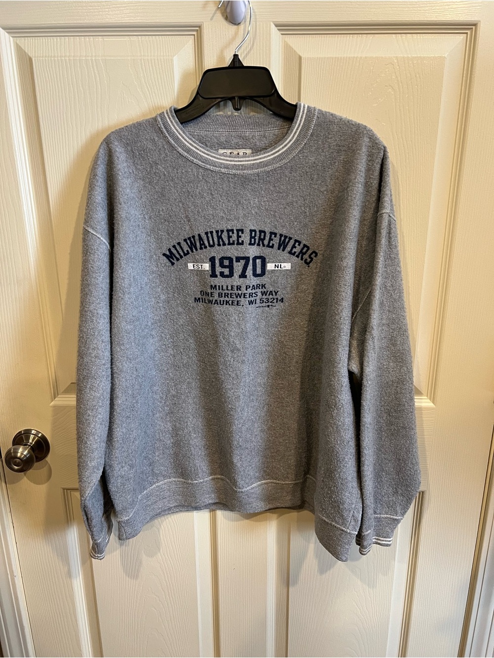 Milwaukee Brewers reverse fleece sweatshirt XL